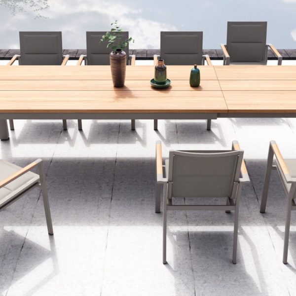 Planka Alu Extension Table With Gazelig Stacking Chairs
