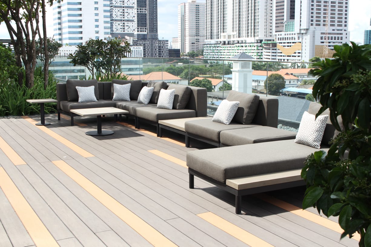 Lisse outdoor sofa by Triconvile. luxury outdoor furniture malaysia